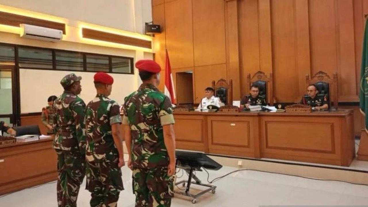 Pengadilan Militer Jakarta menyidangkan salah satu kasus dengan tersangka 3 TNI Aktif.