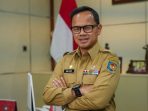 Wakil Menteri Dalam Negeri (Wamendagri) Bima Arya mengusulkan agar warga yang kehilangan KTP dikenai denda