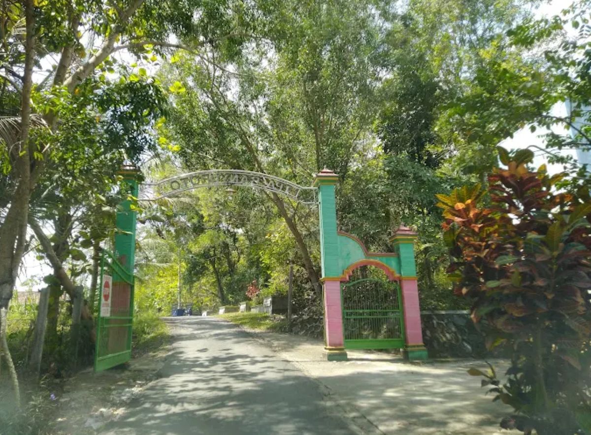 DPRD Kulon Progo minta Pemkan menunda larangan pembuangan sampah organik ke TPA Banyuroto.