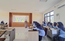 Bimtek public speaking bagi guru dan kepala sekolah di Kokap Kulon Progo memperkuat kepercayaan diri dan keterampilan komunikasi.