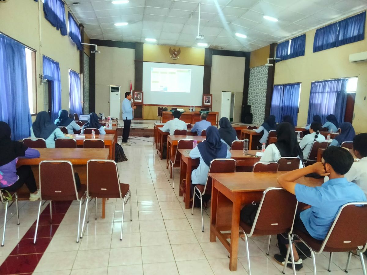 Bimtek Gerakan Sekolah Sehat di Kulon Progo memperkuat penerapan budaya hidup sehat untuk mendukung tumbuh kembang peserta didik.