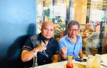 Adi Mars Sekjen Lembaga Independen Keistimewaan Yogyakarta (LIPKY) bersama Dewan Pertimbangan Presiden Rocky Gerung. (Foto dok. ist)