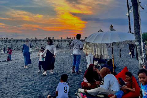 DeCaFa Spot Baru di Pantai Glagah yang menjadi daya tarik Ribuan Pengunjung.